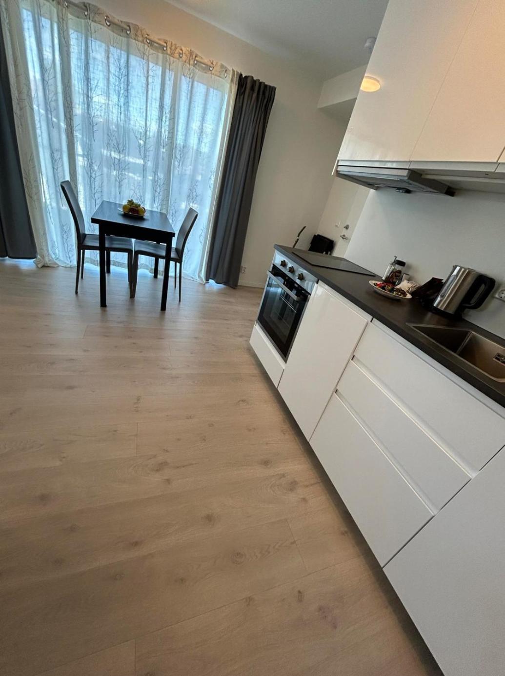 Lisas Apartment, Private New 1 Bedroom And 1 Living Room With Sofa Bed And Big Windows, Share With Nobody Oslo Exterior foto